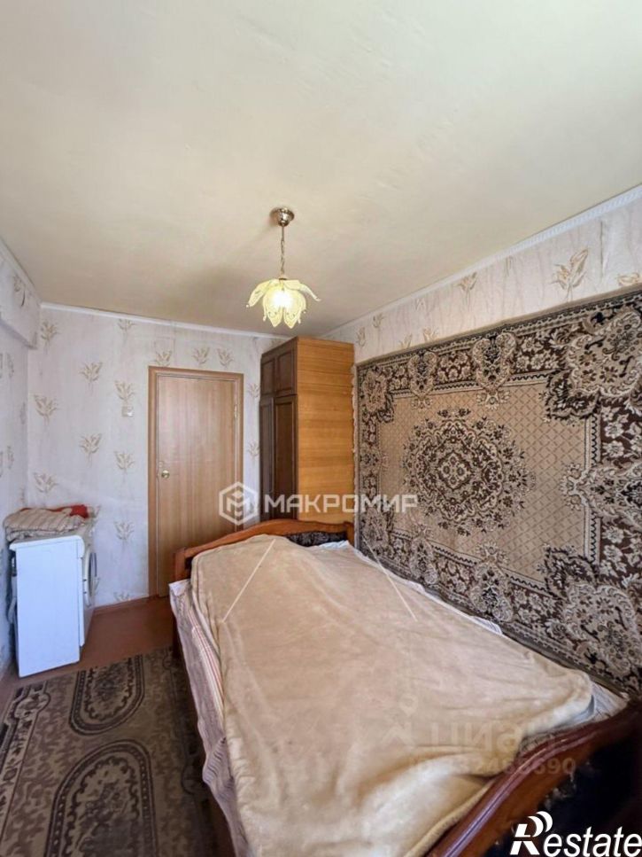 2-комн квартира ул Вали Сафроновой, 3,  д. 3