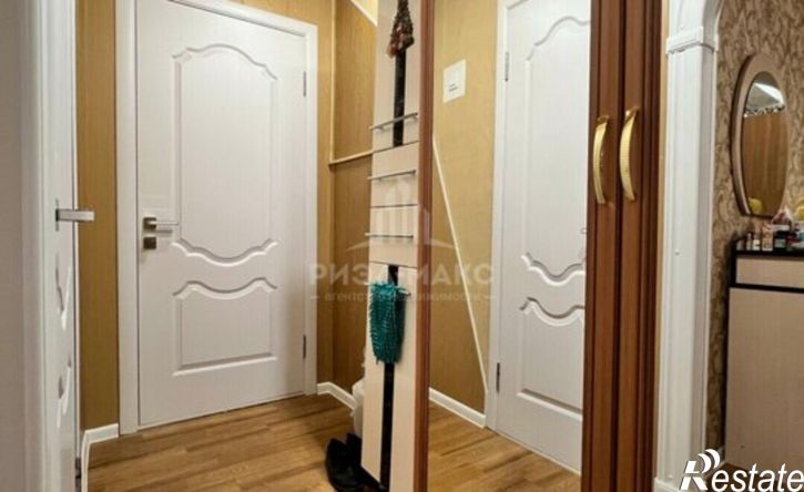 2-комн квартира пр-кт Станке Димитрова, 4,  д. 4