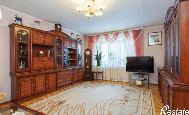 3-комн квартира микрорайон Московский, 36
