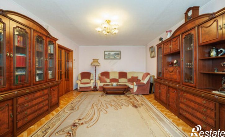 3-комн квартира микрорайон Московский, 36