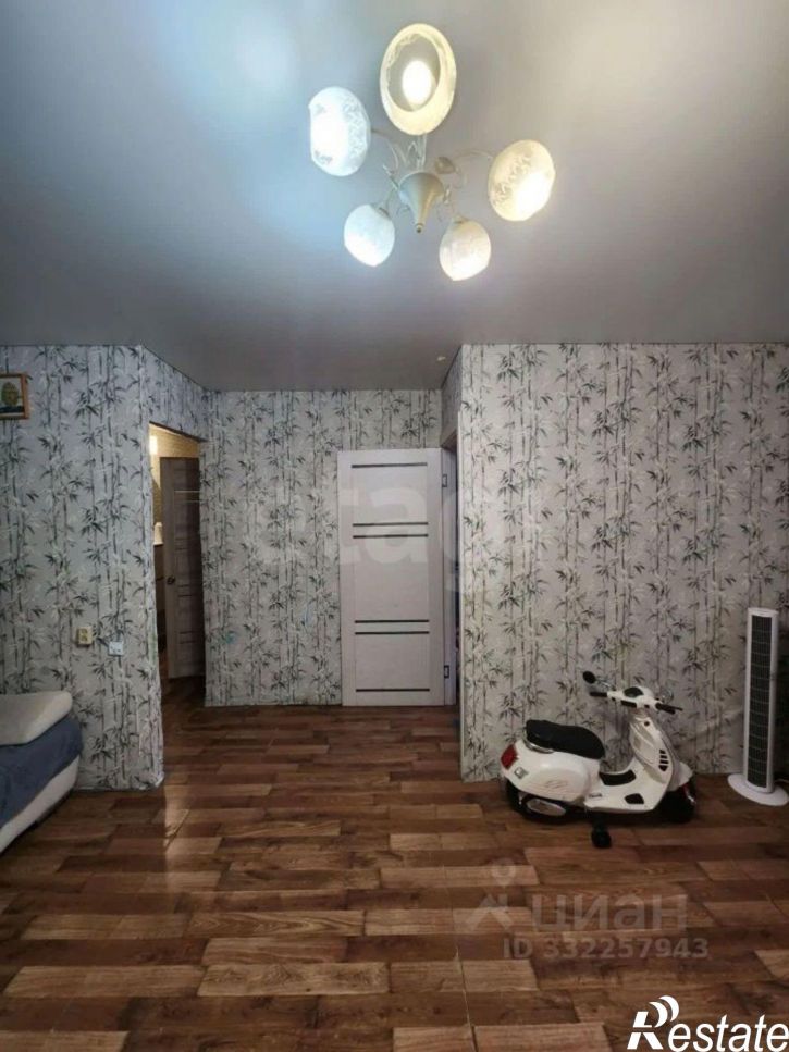 2-комн квартира пр-кт Станке Димитрова, 4,  д. 4