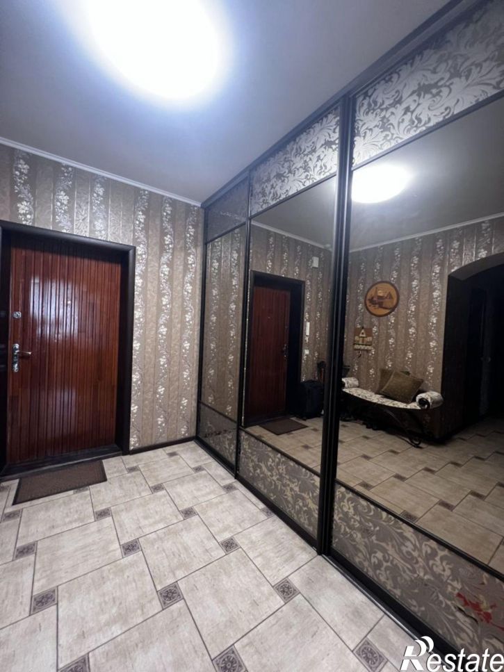 2-комн квартира Бежицкая ул, 1к4