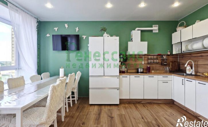 3-комн квартира улица Ульянова, 24