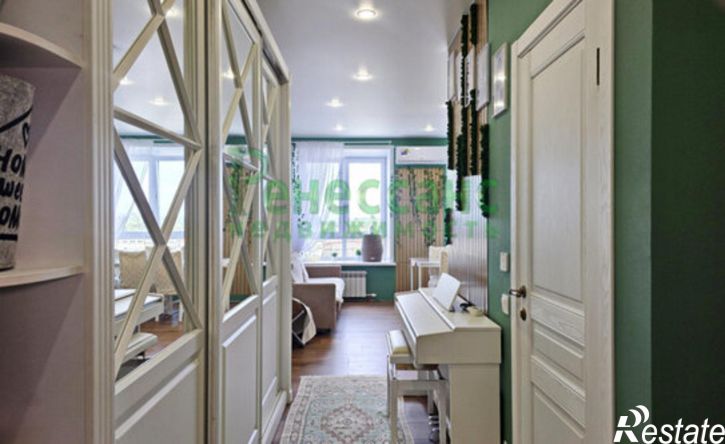 3-комн квартира улица Ульянова, 24