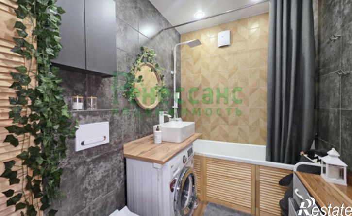 3-комн квартира улица Ульянова, 24