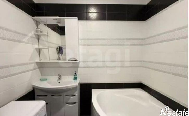 2-комн квартира пр-кт Станке Димитрова, 65 1,  д. 65 1,  к. 1