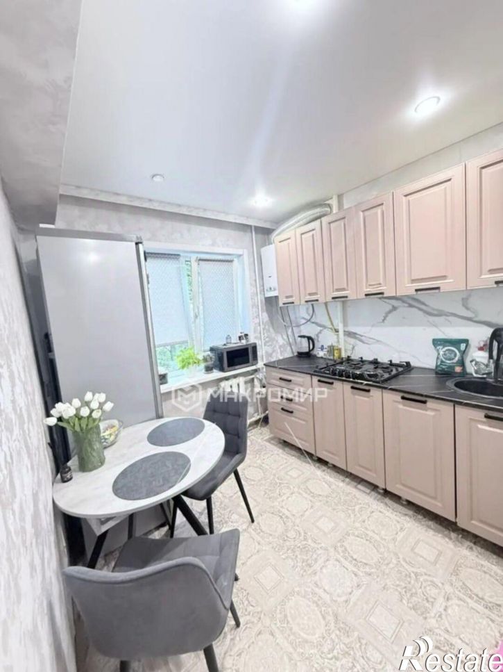 3-комн квартира Почтовый пер, 85,  д. 85