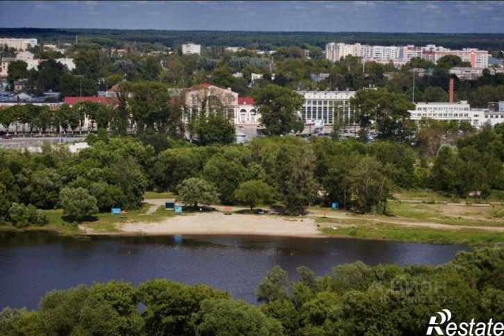 2-комн квартира улица Комарова, 47,  д. 47
