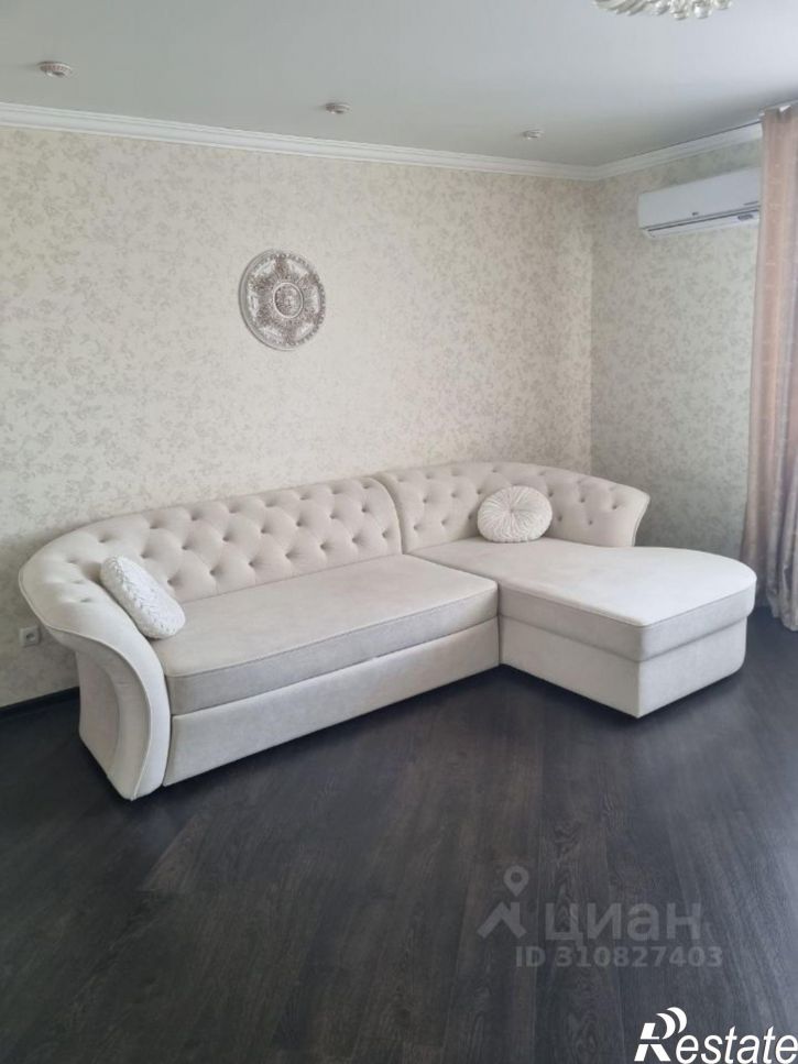 2-комн квартира ул Бежицкая, 1 7,  д. 1 7,  к. 7