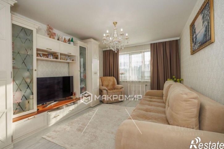 3-комн квартира ул Авиационная, 1,  д. 1