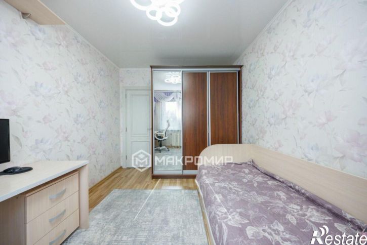 3-комн квартира ул Авиационная, 1,  д. 1