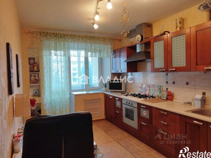 3-комн квартира ул Димитрова, 58,  д. 58