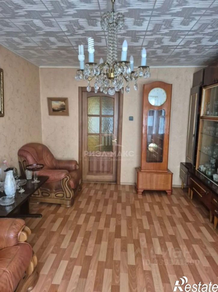 3-комн квартира ул Горбатова, 2,  д. 2