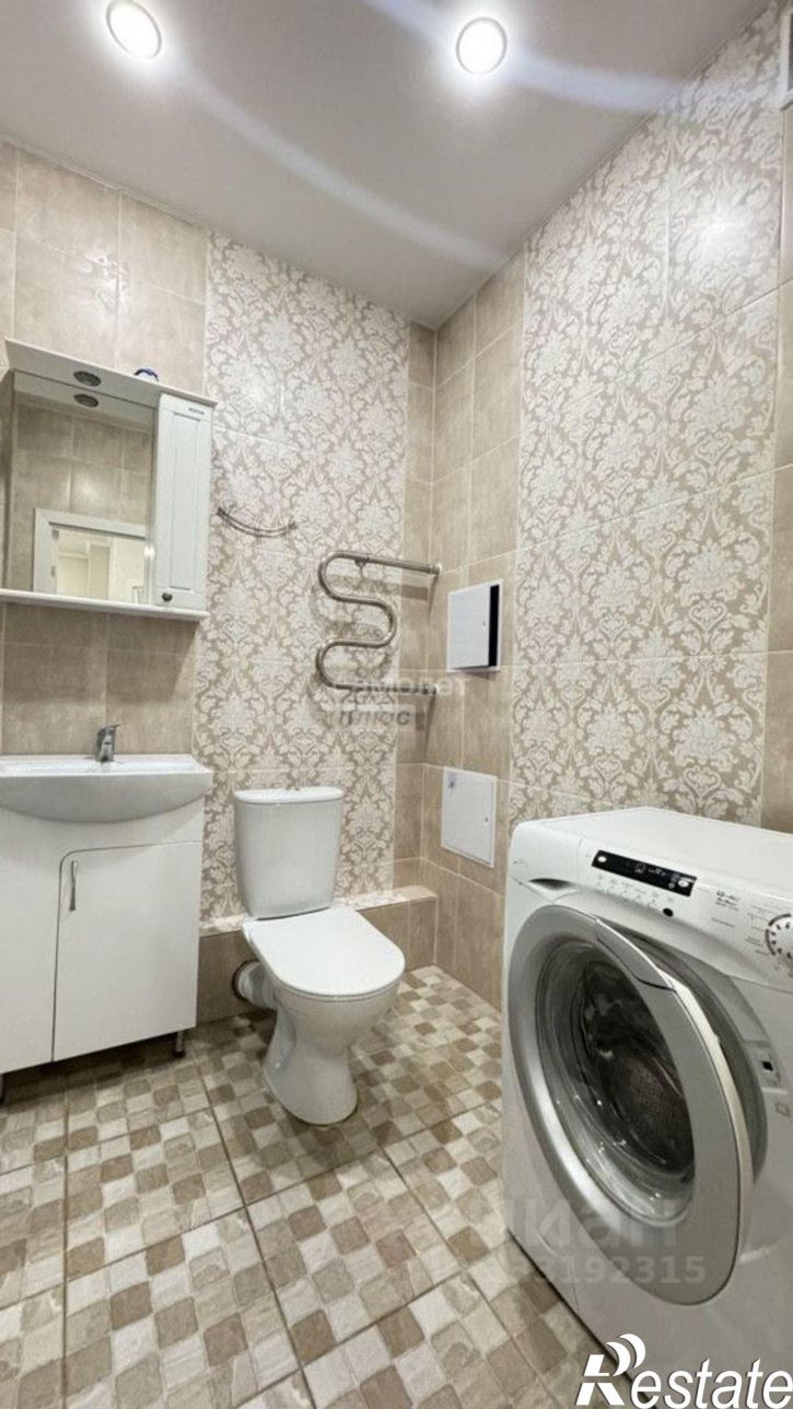 1-комн квартира ул им.О.Н.Строкина, 2,  д. 2