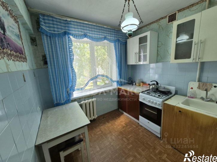 3-комн квартира ул Крахмалева, 5,  д. 5