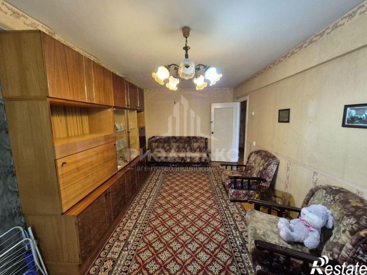 3-комн квартира ул Крахмалева, 5,  д. 5