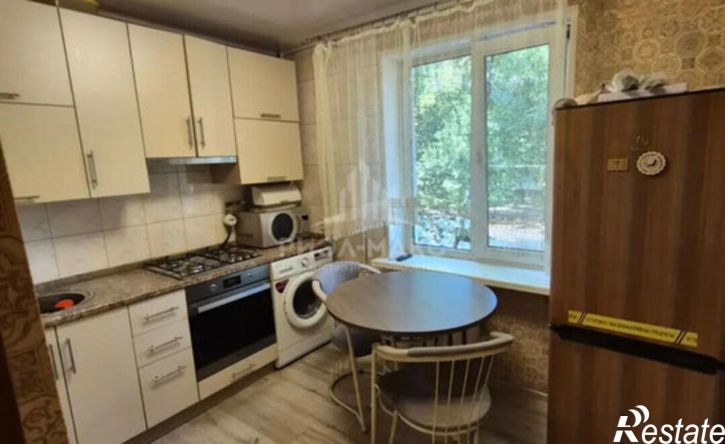 2-комн квартира ул Горбатова, 2,  д. 2
