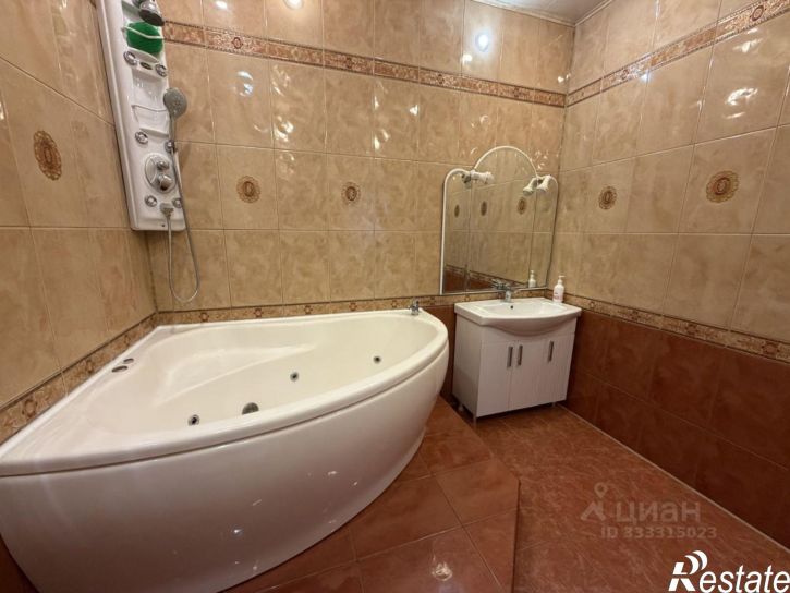 3-комн квартира пр-кт Ленина, 28 1,  д. 28 1,  к. 1