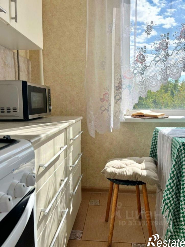 2-комн квартира Брянский пер, 65,  д. 65