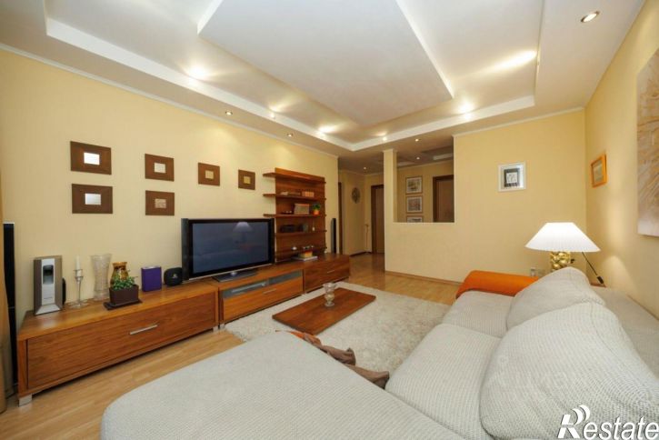 3-комн квартира ул Горького, 64,  д. 64