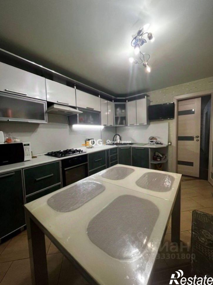 3-комн квартира ул Медведева, 17,  д. 17