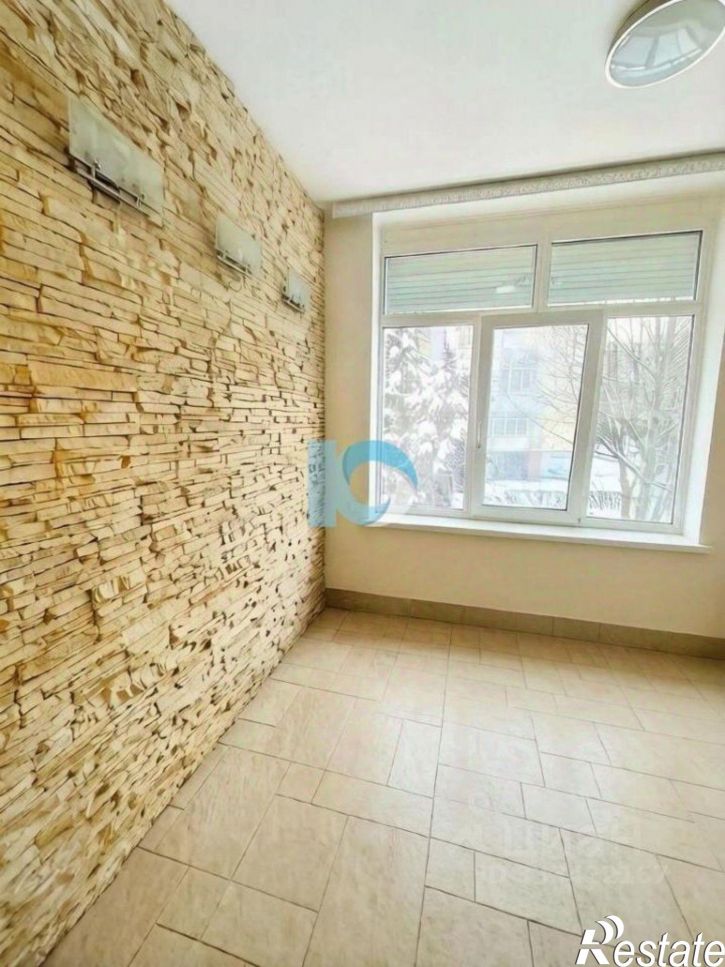 3-комн квартира ул Дуки, 62,  д. 62