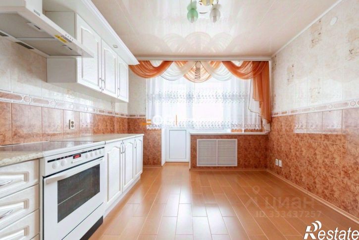 3-комн квартира ул Ромашина, 32,  д. 32