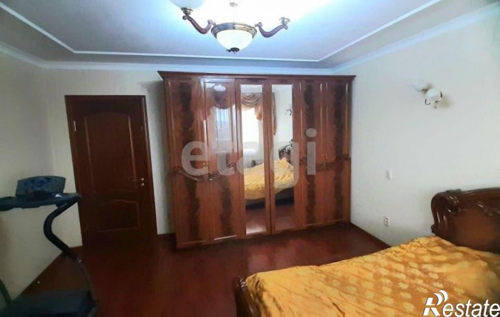 3-комн квартира ул Димитрова, 58,  д. 58