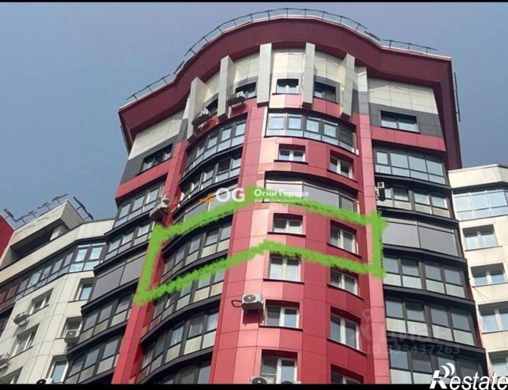 3-комн квартира мкр Московский, д 60
