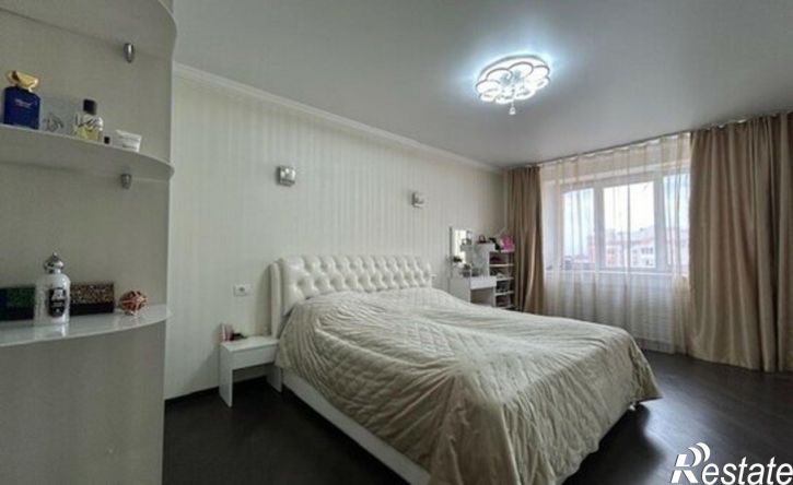 2-комн квартира ул Бежицкая, 1 8,  д. 1 8,  к. 8