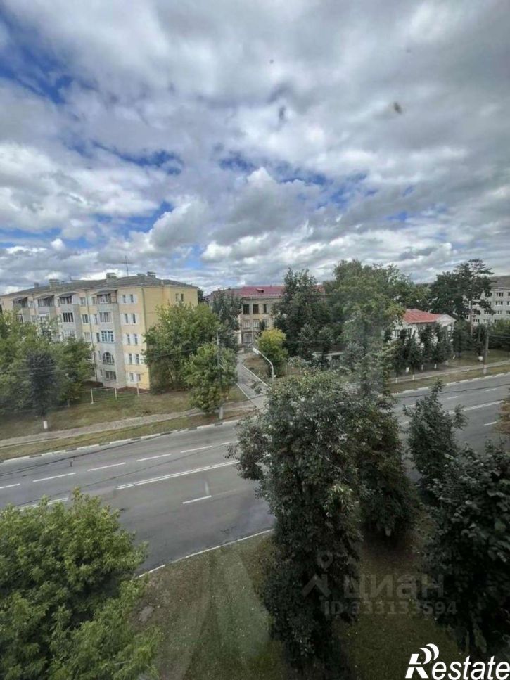 2-комн квартира улица Брянской Пролетарской Дивизии, 17,  д. 17