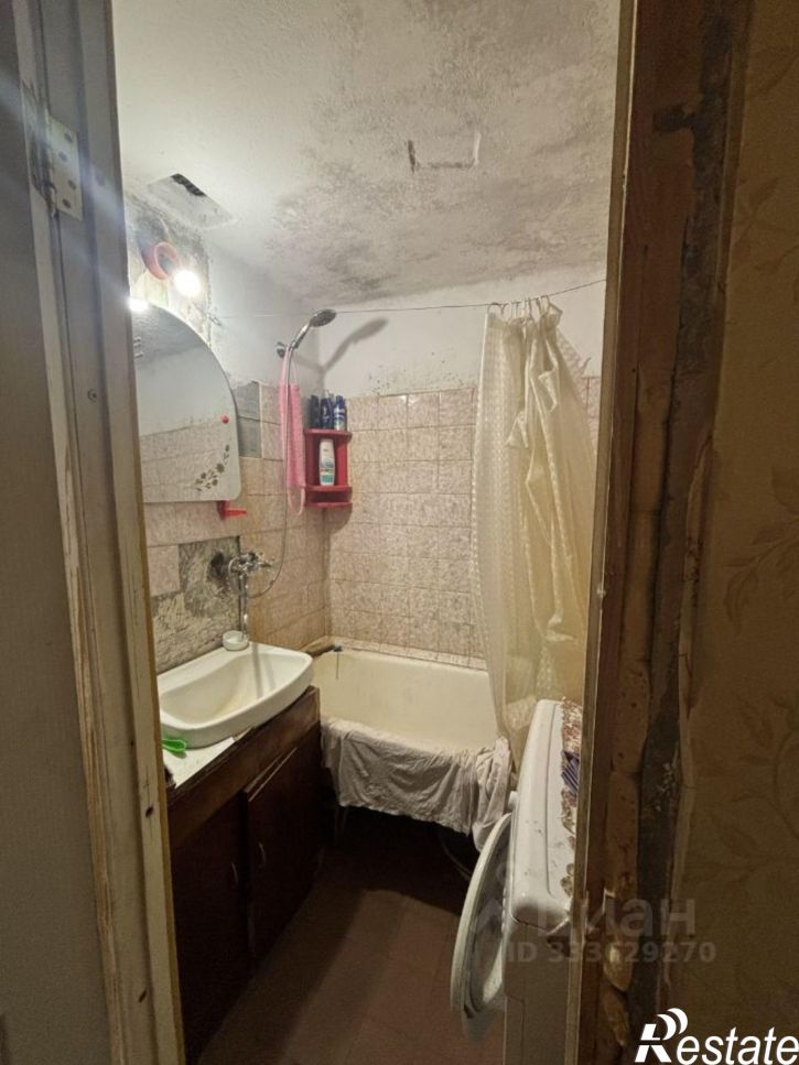3-комн квартира улица Камозина, 27,  д. 27
