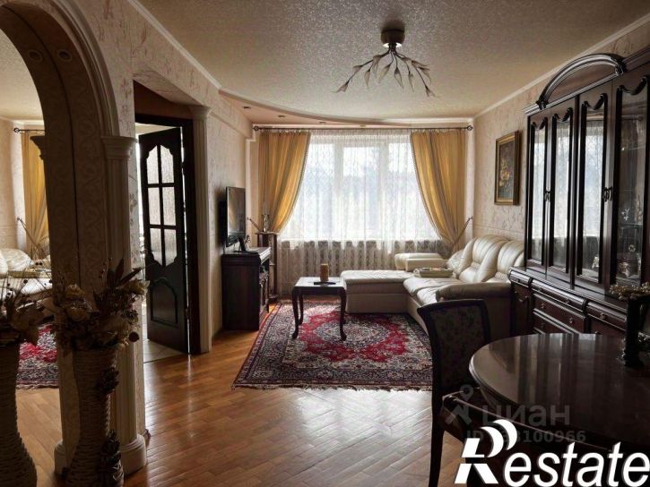 3-комн квартира улица Камозина, 23,  д. 23