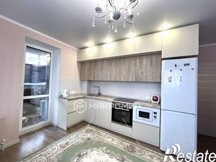 2-комн квартира улица Горбатова, 45,  д. 45