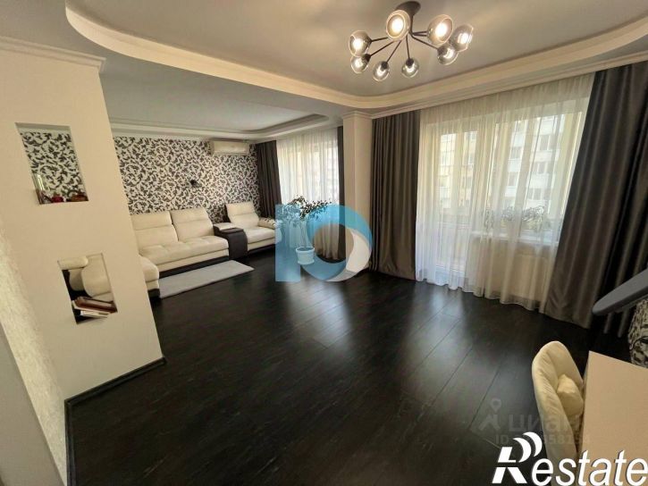 3-комн квартира улица Брянского Фронта, 28 к1,  д. 28 к1