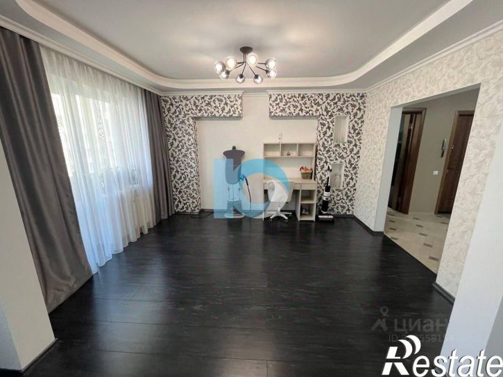 3-комн квартира улица Брянского Фронта, 28 к1,  д. 28 к1