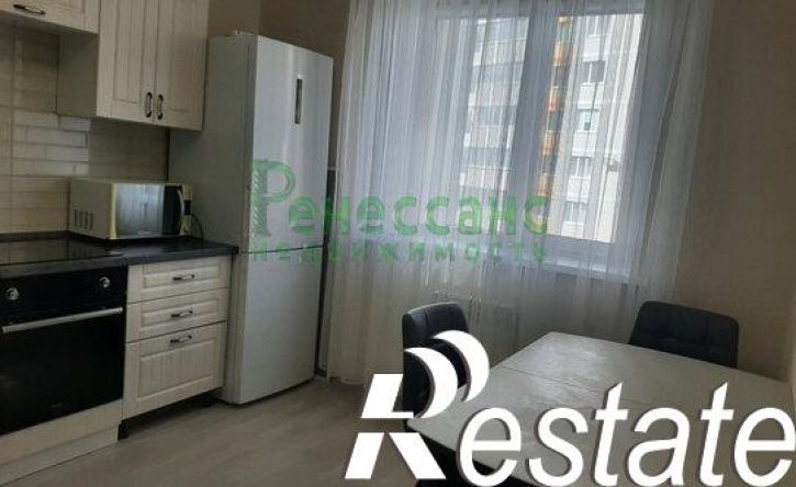 2-комн квартира улица Горбатова, 22,  д. 22