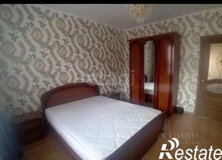 2-комн квартира проспект Станке Димитрова, 67 к2,  д. 67 к2