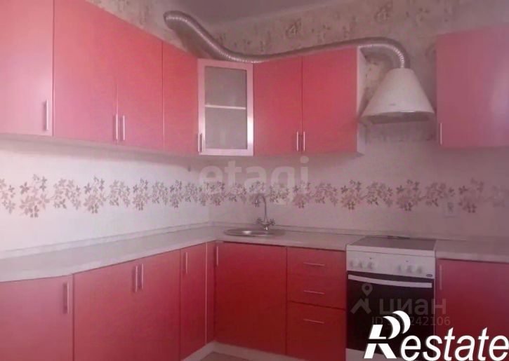 2-комн квартира проспект Станке Димитрова, 67 к2,  д. 67 к2