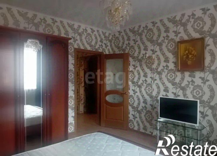 2-комн квартира проспект Станке Димитрова, 67 к2,  д. 67 к2