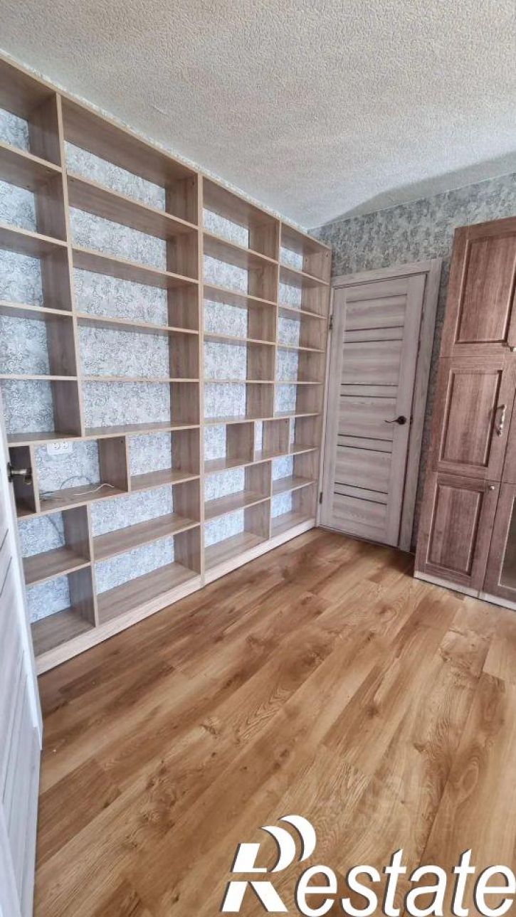 2-комн квартира улица Ульянова, 2,  д. 2