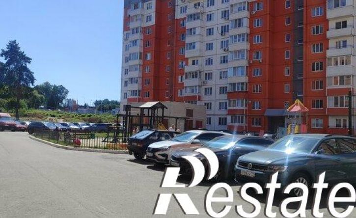 2-комн квартира улица Романа Брянского, 33,  д. 33