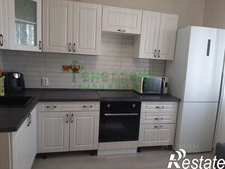 2-комн квартира улица Горбатова, 22,  д. 22
