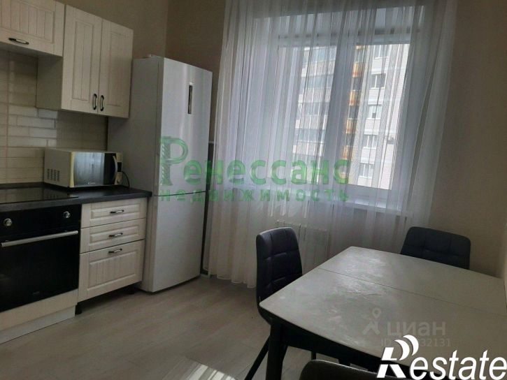 2-комн квартира улица Горбатова, 22,  д. 22