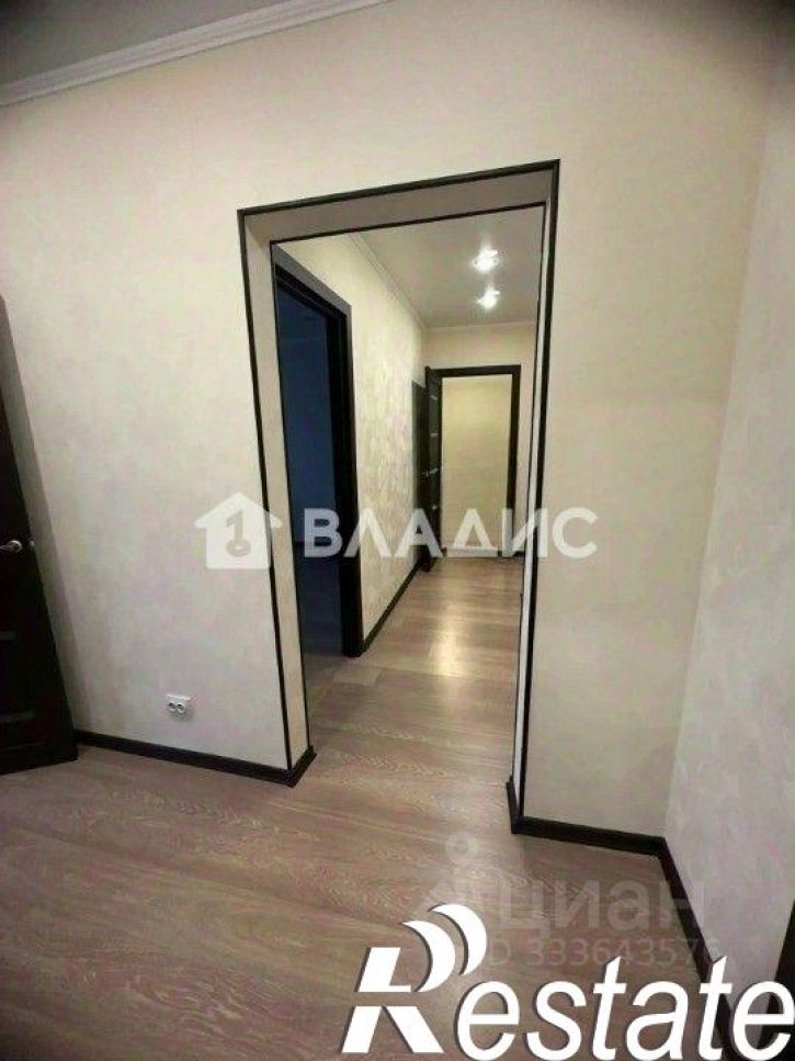 2-комн квартира улица Братьев Ткачёвых, 3,  д. 3