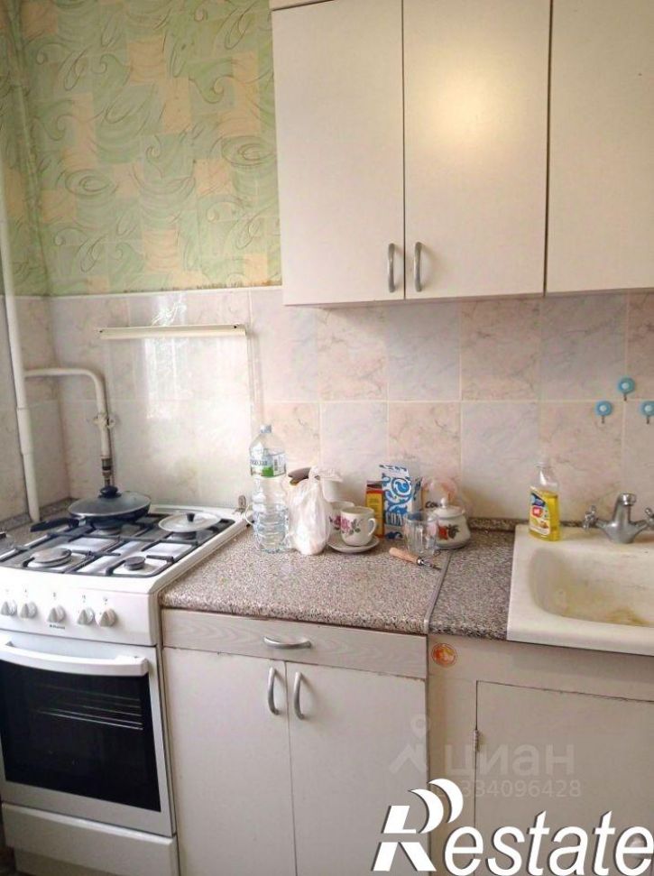 3-комн квартира Бежицкая улица, 325,  д. 325