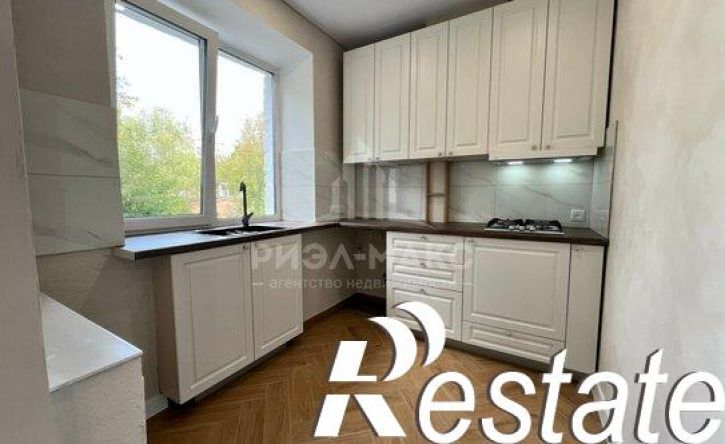 3-комн квартира улица Софьи Перовской, 48А,  д. 48А