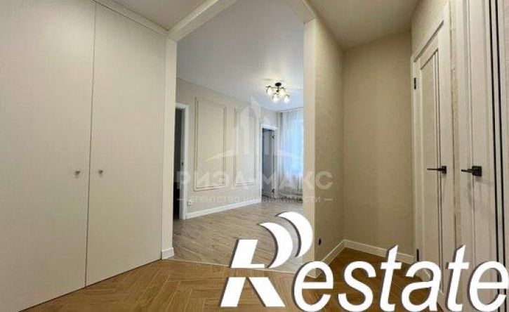 3-комн квартира улица Софьи Перовской, 48А,  д. 48А