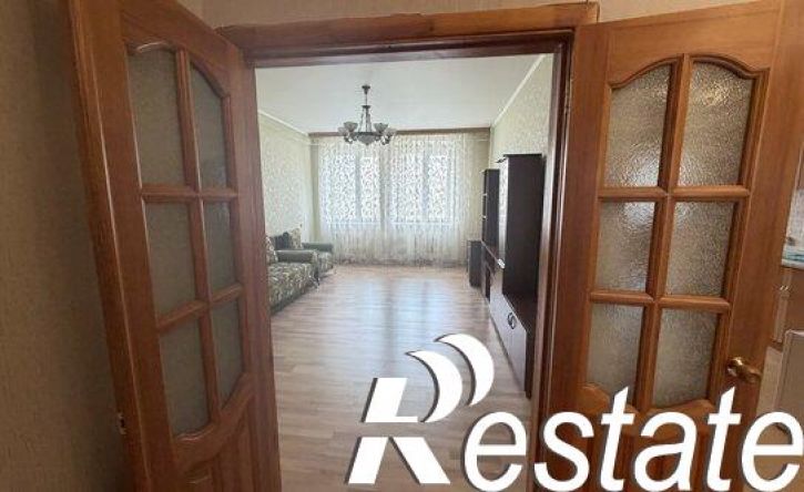 2-комн квартира улица Бурова, 38/1,  д. 38/1