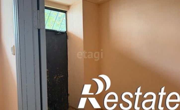 2-комн квартира улица Бурова, 38/1,  д. 38/1